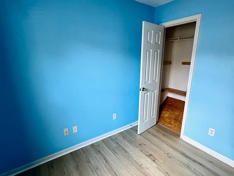 Cozy bedroom with a small closet