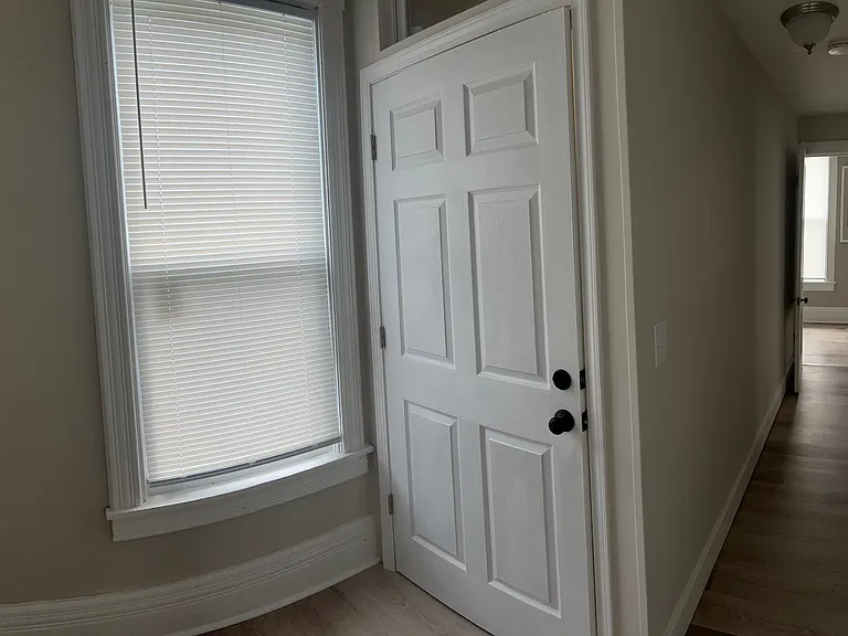217 E Thomas St #2 — Photo 8