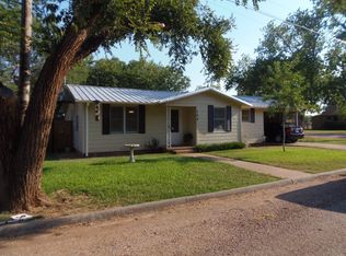123 N Reilly Ave, Bronte, TX 76933