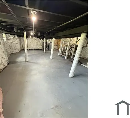 210 Oakwood Ave — Photo 17