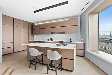 Rented by Domus Realty