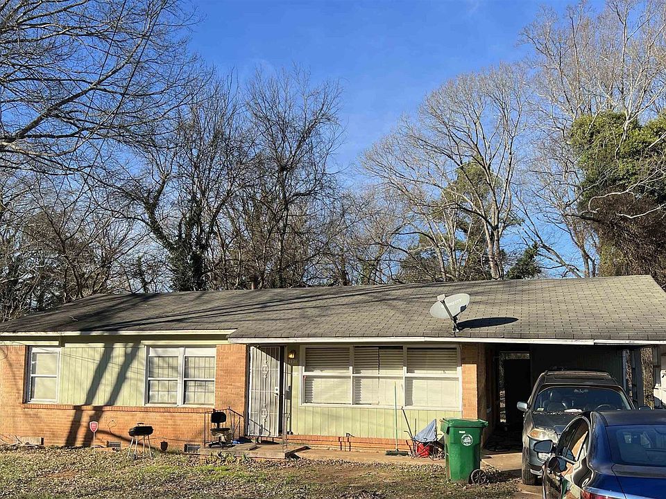2nd image of 2128 Bixler Cir