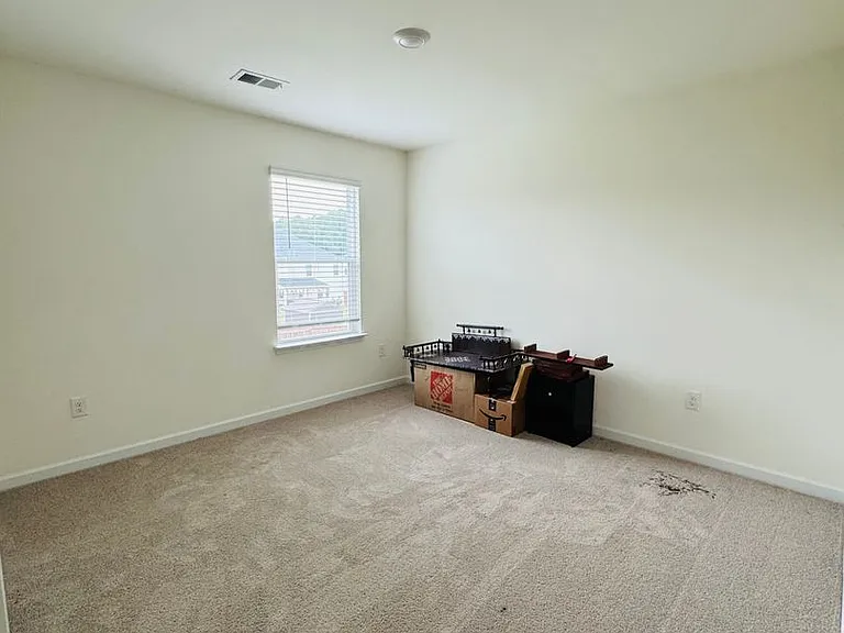 3369 English Elm Way — Photo 13