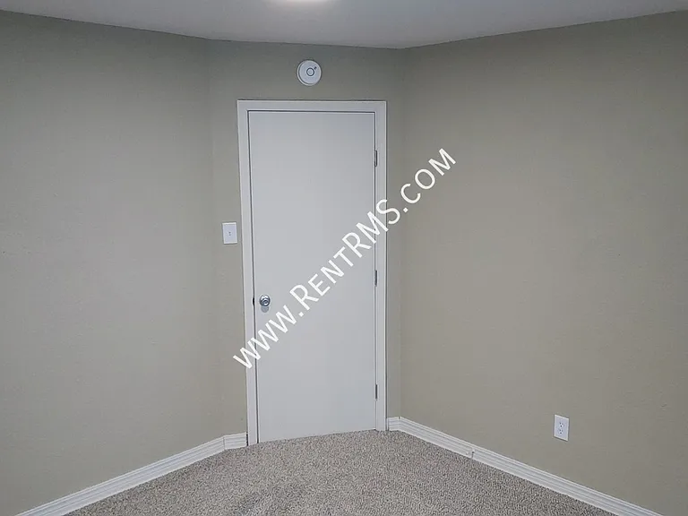 2430 SE Minnesota Ave — Photo 19