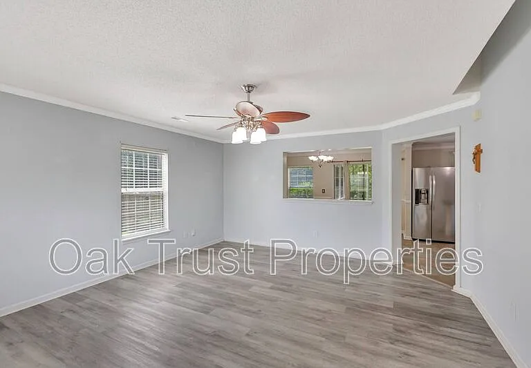 117 Broken Branch Dr — Photo 5