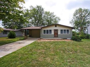 12 Kelley Dr, Florence, KY 41042