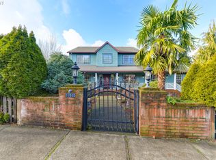 13515 SE Mountain Gate Rd, Happy Valley, OR 97086