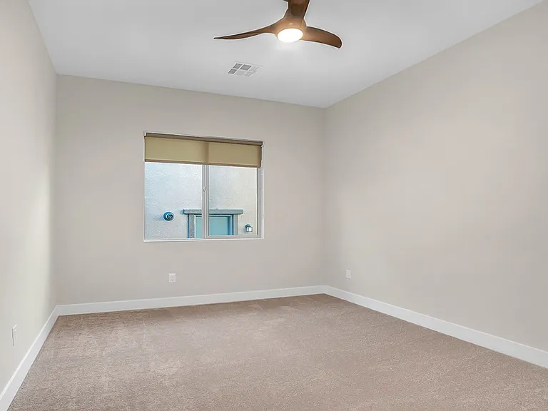 349 Tigullio Ave — Photo 38