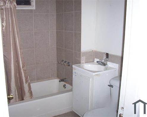 4th image of 200 Charles Street # Fl 3rd