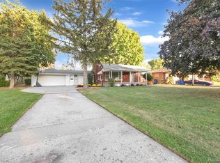 30590 Campbell St, Warren, MI 48093