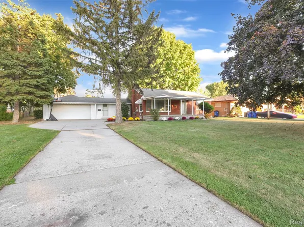 30590 Campbell St, Warren, MI 48093