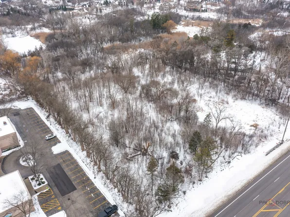 5176 Aptakisic Rd, Long Grove, IL 60047