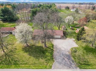 1123 Troy Ofallon Rd, Troy, IL 62294