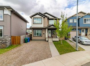 679 N Keystone Chase W, Lethbridge, AB T1J 5G2
