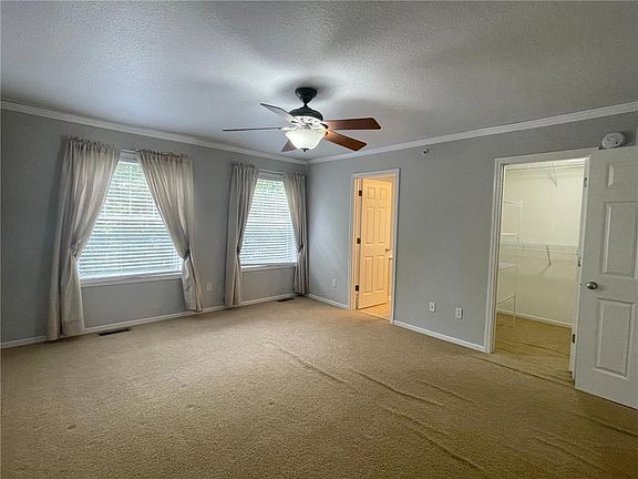 4th image of 11331 Stratton Ave