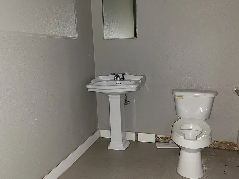 5993 Bartlett Center Dr #1 — Photo 5