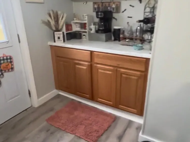 532 James St #2 — Photo 8