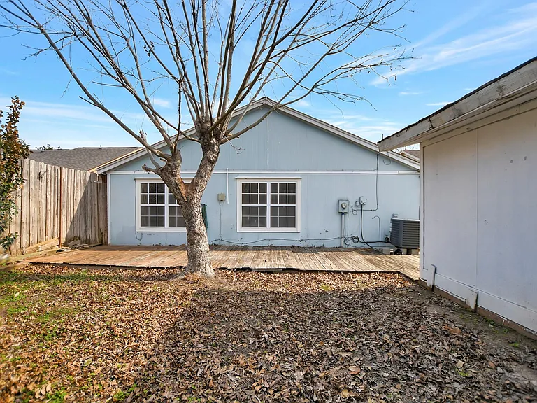 7619 Lemma Dr — Photo 41