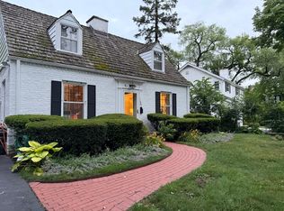 1641 Ravine Ln, Highland Park, IL 60035
