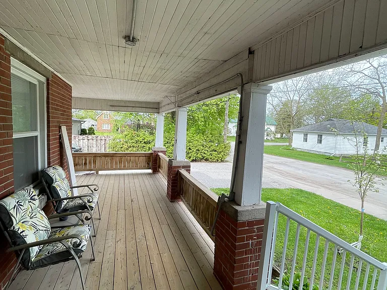 50 Middle St #2 — Photo 4