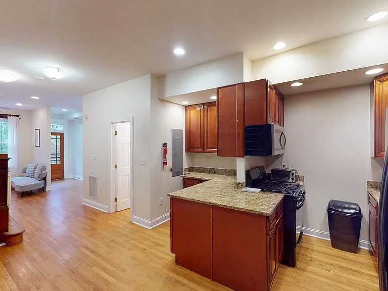 3461 Holmead Pl NW #1 — Photo 10
