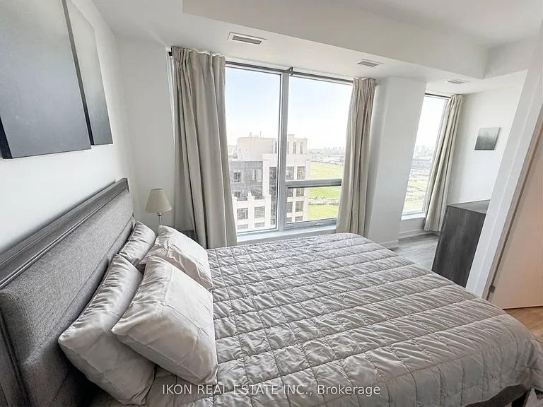 1100 Sheppard Ave W #Penthouse 07 — Photo 11