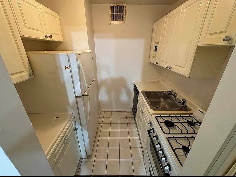 87-30 62nd Ave #9D — Photo 3