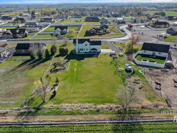 3813 N 2456 E, Filer, ID 83328