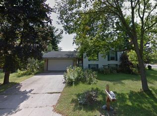 8408 Harkness Rd S, Cottage Grove, MN 55016