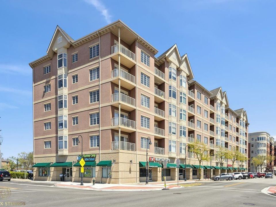 1st image of 9670 Franklin Ave Unit 313