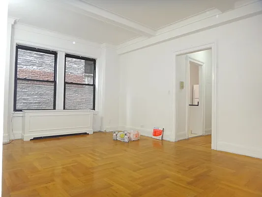 Rented by Everrock Equities | media 19