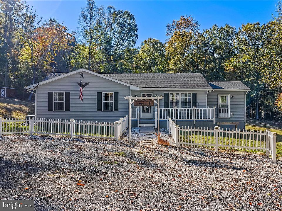 1st image of 154 Brooklyns Way