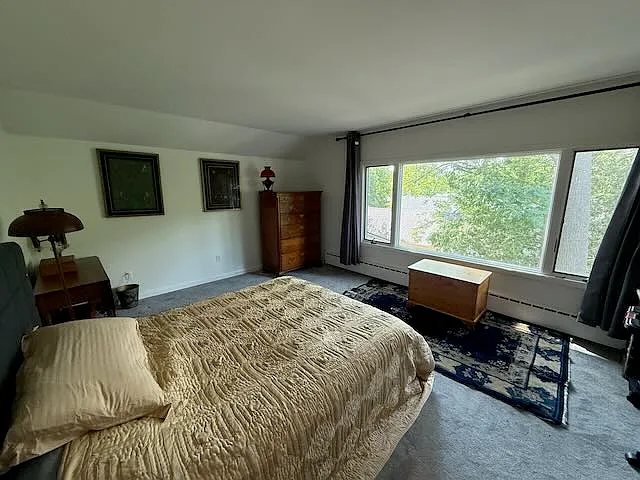 Main bedroom.