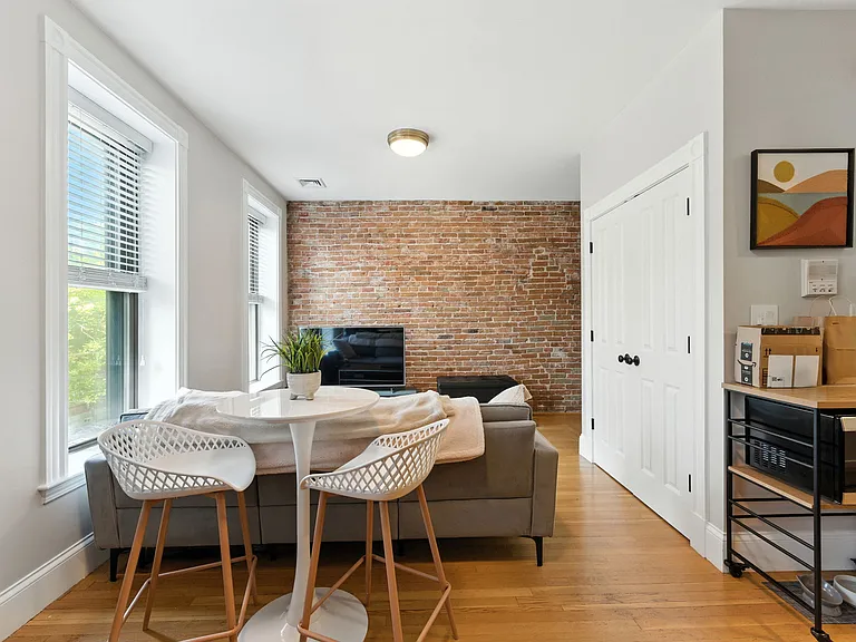 19 Medford St #2 — Photo 6