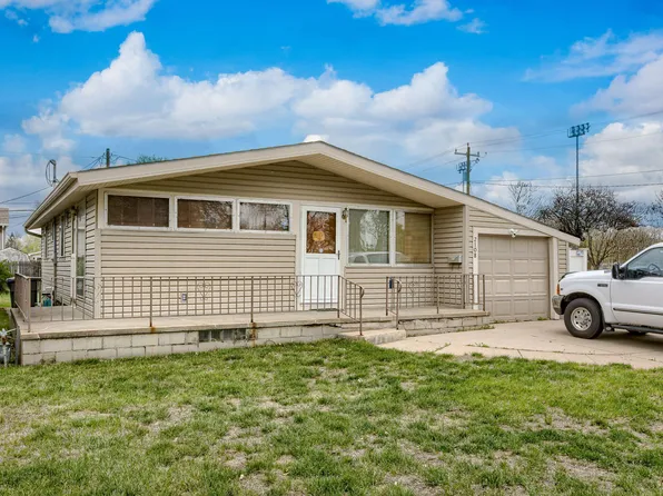 2108 Aveune #J, Council Bluffs, IA 51501