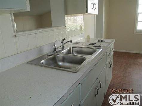 4th image of 510 N Hepburn Ave