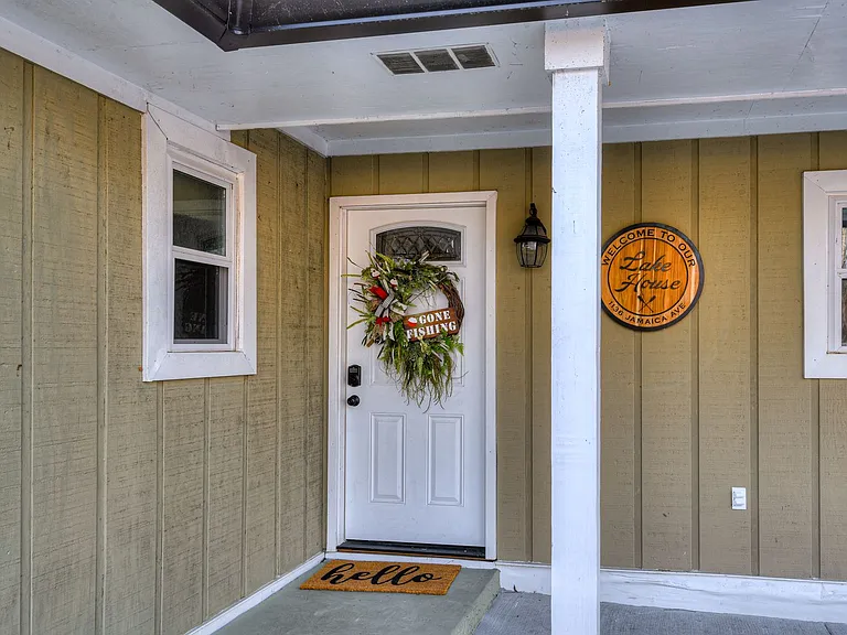 1136 Jamaica Ave — Photo 4