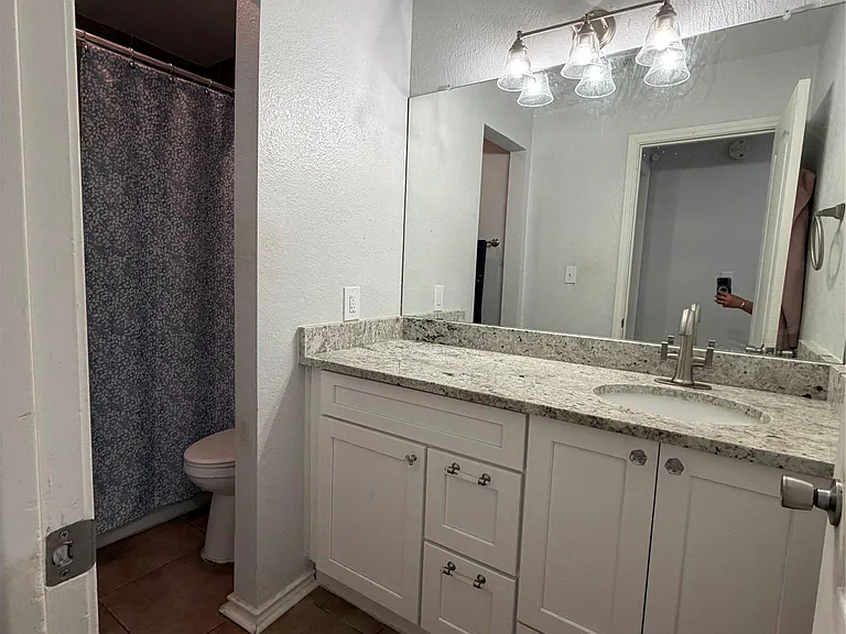 16010 Fitchburg Cir — Photo 11