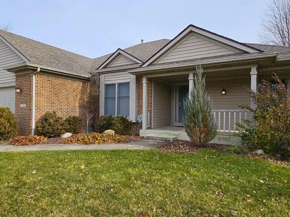 2323 Bluewater Trl, Fort Wayne, IN 46804