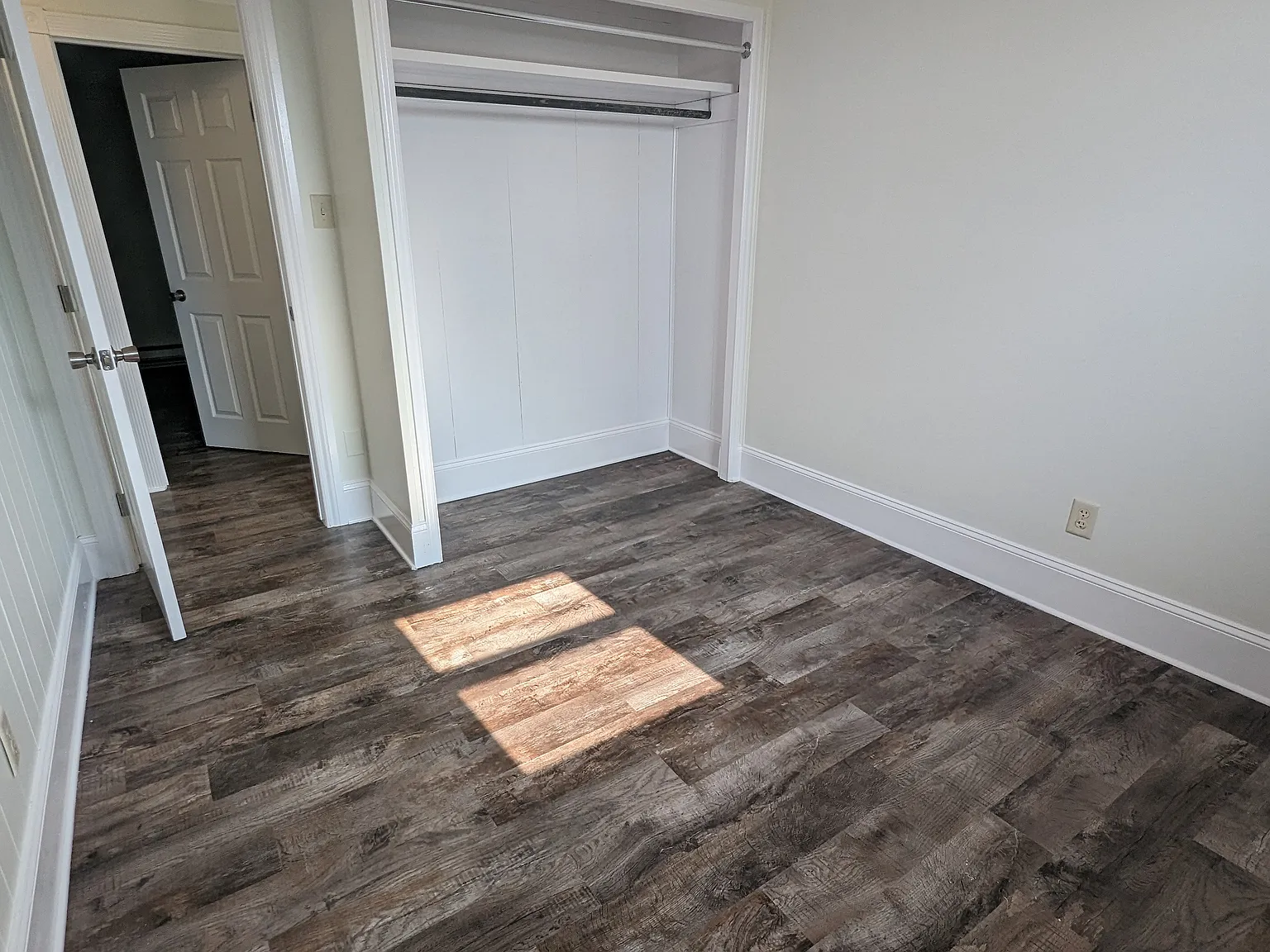 3 bed, $1,050 — Photo 4