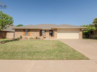 2740 Shepherds Gln, Wichita Falls, TX 76308