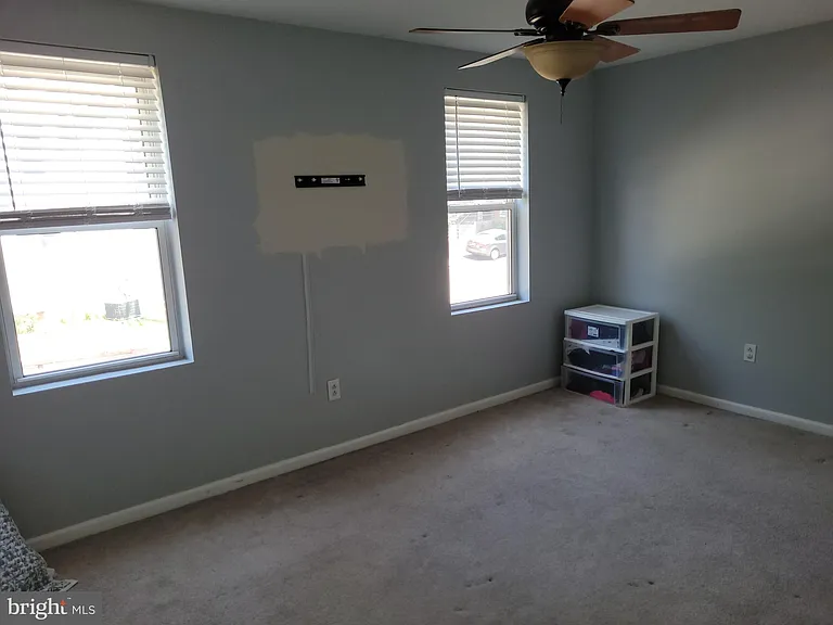 505 Apple St — Photo 17