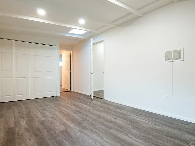 5113 Zakon Rd — Photo 9