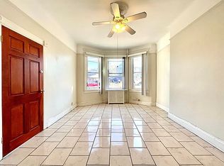 23-14 41st St #1, Astoria, NY 11105