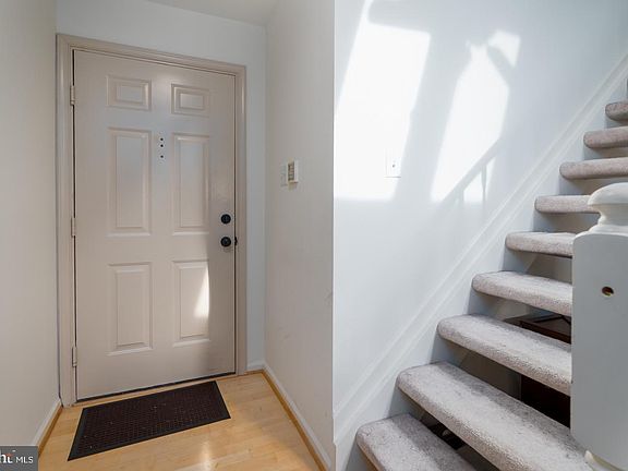 4th image of 12115 Greenway Ct APT 301