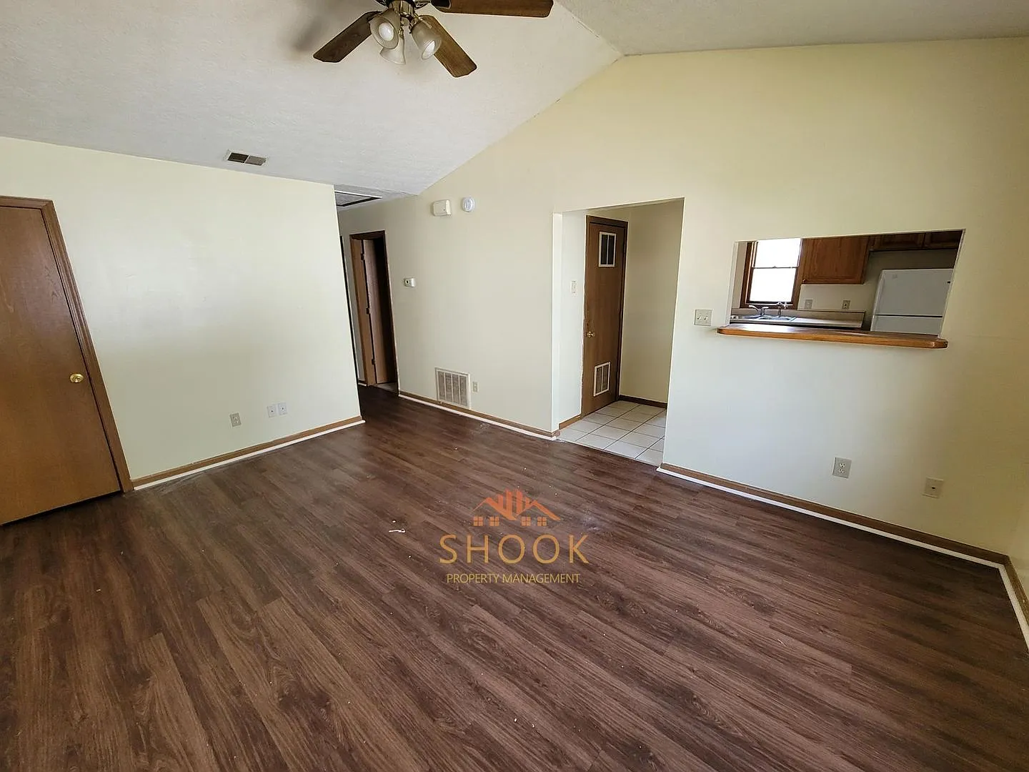 516 S 4th St — Photo 2