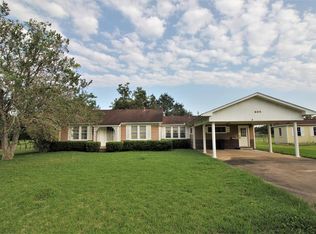 604 Sunny Ln, Wharton, TX 77488