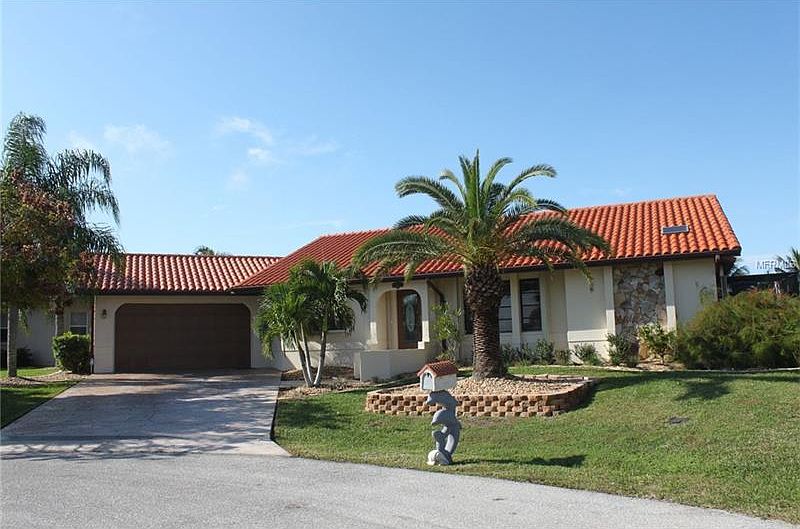 1st image of 429 Gun Cay Ln