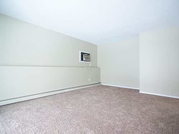 5th image of 16947 Garcia Way W APT 1