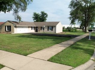 212 S Pinecrest Rd, Bolingbrook, IL 60440